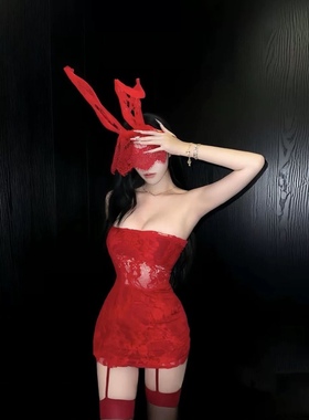 辣妹制服性感修身红色蕾丝抹胸包臀裙圣诞节cos服装兔女郎套装