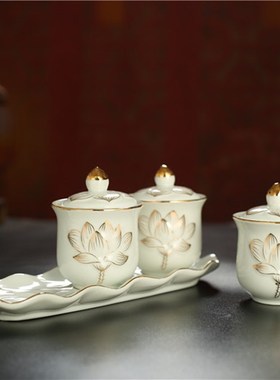 现货速发陶瓷白莲花浮雕供酒杯供具仙家 财神酒杯 供水杯 净水杯