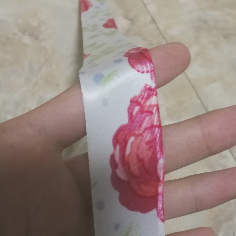 蚕之语●真丝丝棉缎包边布料斜条服装包边条白底红花剪米