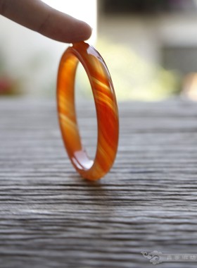 青禾淑坊古典玛瑙手镯