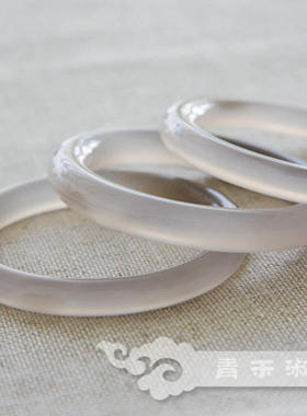 青禾淑坊天然玛瑙玉髓手镯