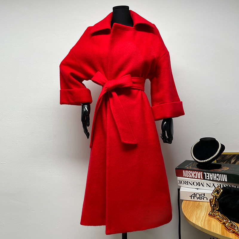 冬季新款红色过膝长款毛呢大衣女2025新年款宽松系带显瘦外套结婚