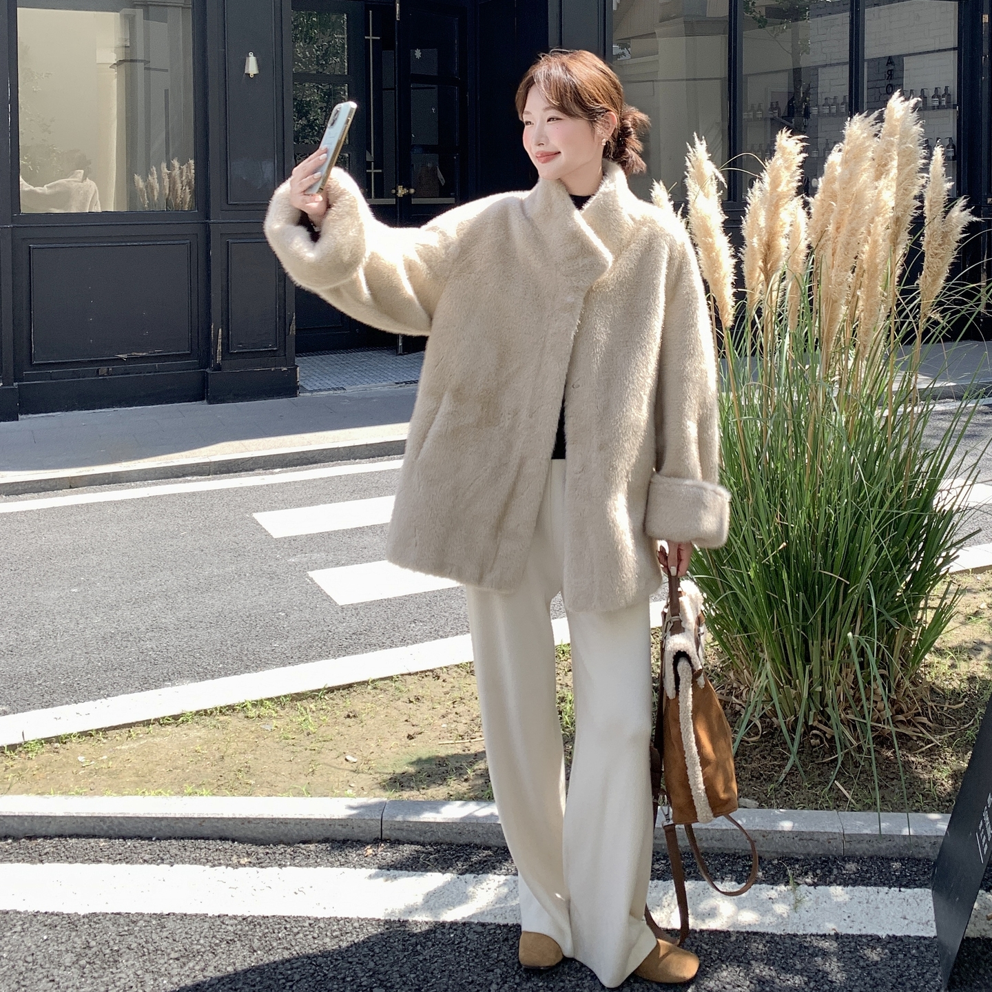 【新款】简约环保皮草皮毛一体外套2568-P185-K278，女装棉衣/棉服，柏妮丝绮