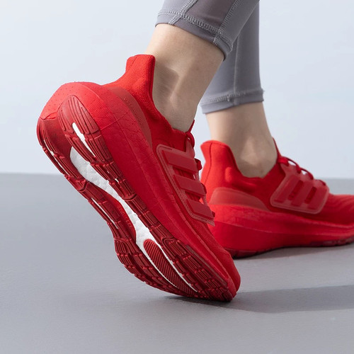 adidas阿迪达斯男女红色运动鞋2025夏新款BOOST爆米花跑鞋IE3042