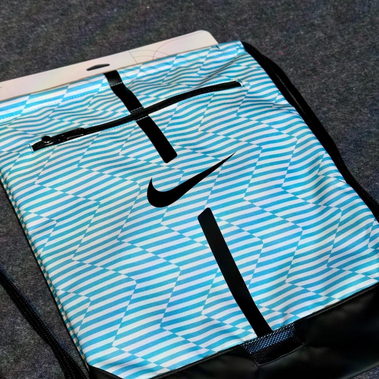 Nike 耐克 Academy 18L 正面拉链袋抽绳 狂暴蓝拼黑色DA5435-420