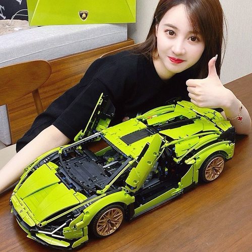 遥控车2025新款拼装跑车积木玩具