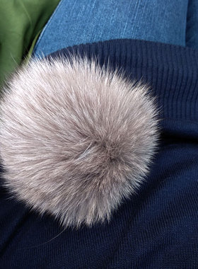 超大真狐狸毛球  胸针 别针 皮草 豆沙灰 Z050702