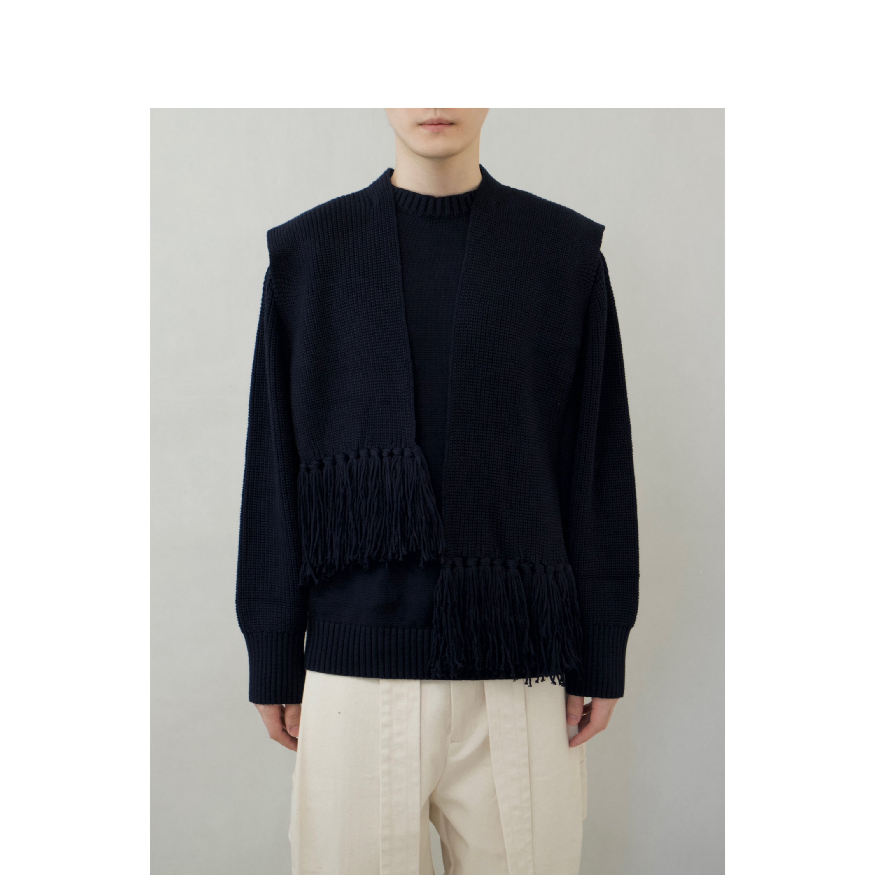 YOWSAH 肩膀两片围巾圆领长袖毛织套头圆领毛衣 藏青色