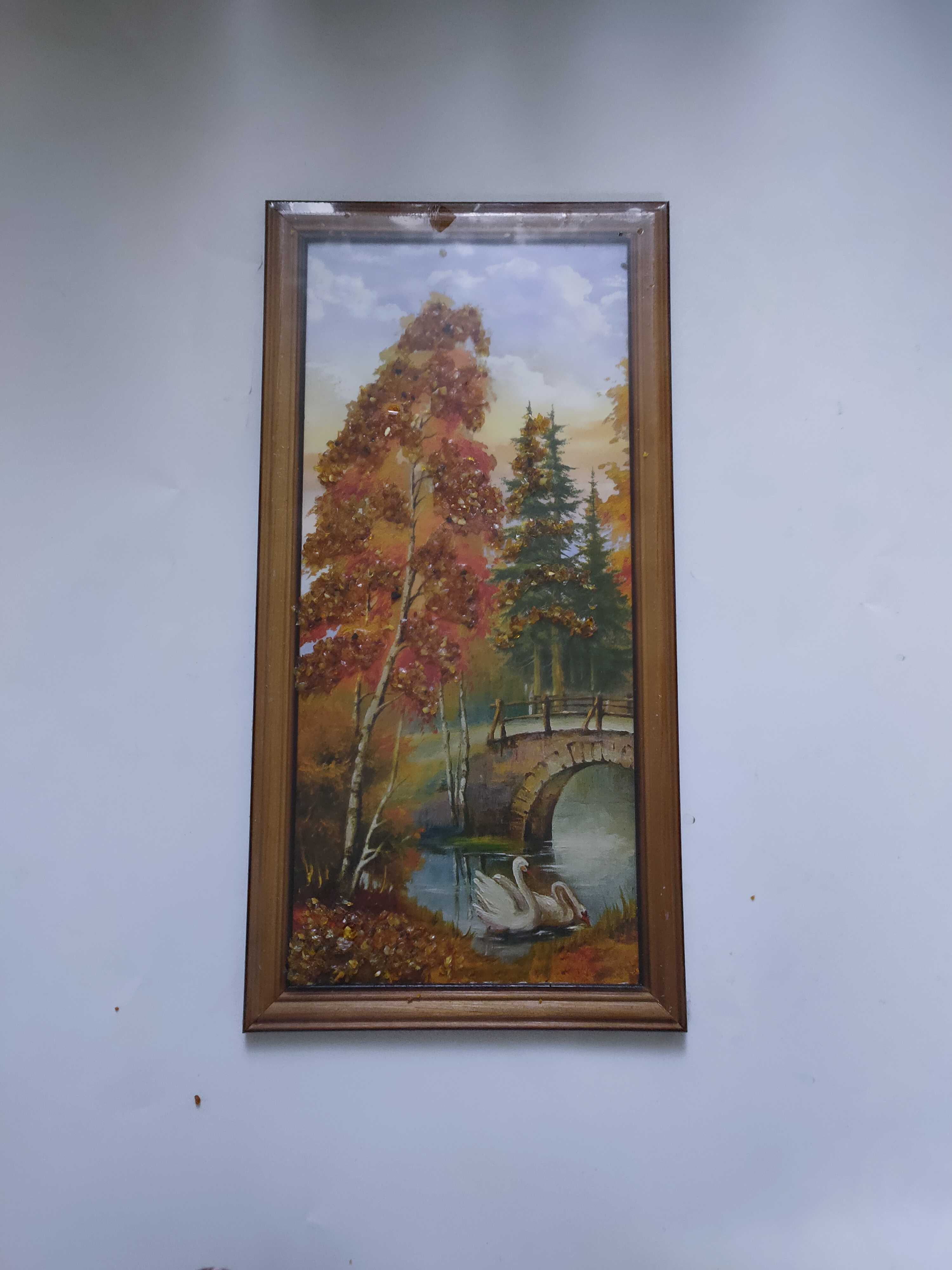 俄罗斯特色琥珀画竖版天鹅卧波16.5/32.5厘米