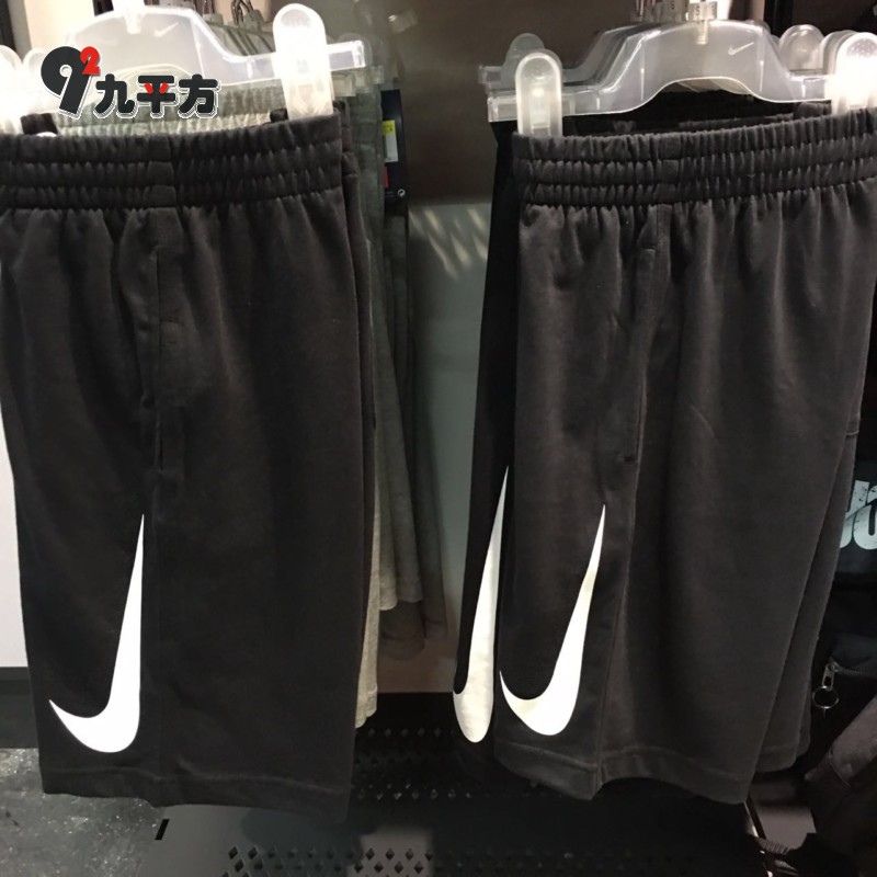 NIKEÄͿ˴óLogo´óͯÄÐÅ®´¿ÃÞÔ˶¯ÐÝÏж̿ãAJ0163 875102 AJ6723
