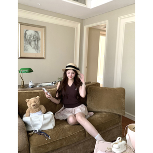 Lily Rosemary/ 純情告白 两色花瓣贝母针织背心棉布绣短裙两件套