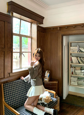 Lily Rosemary/ 漫步巴黎 金币扣全羊毛韩国面料奶咖撞色外套