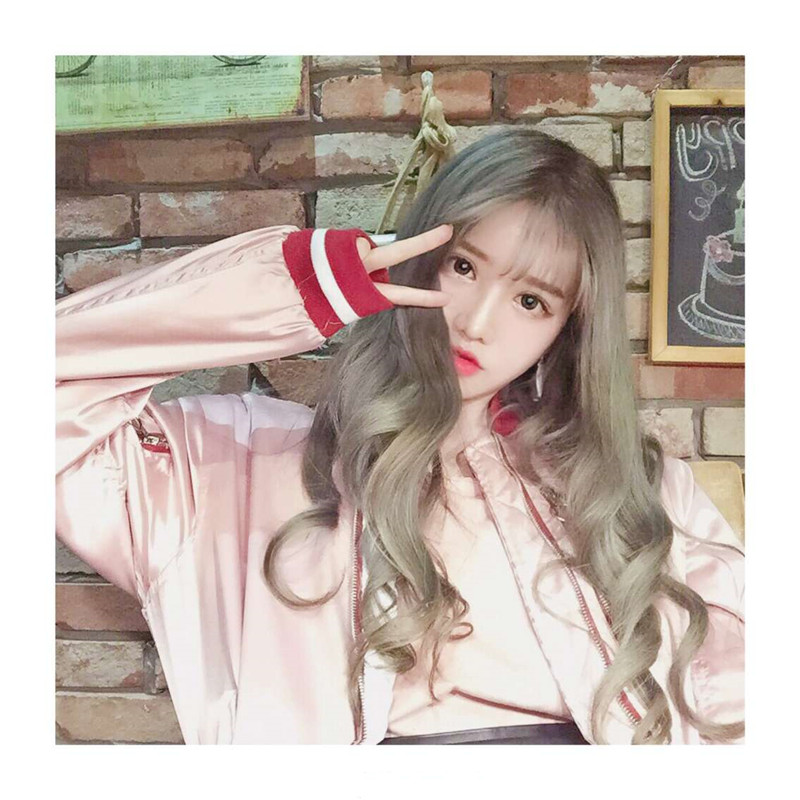 Perruque ANNA LUO  .  Les cheveux longs - Ref 2607379 Image 4