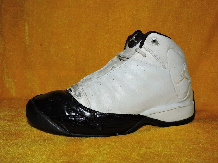 正品二手JORDAN篮球鞋38.5码