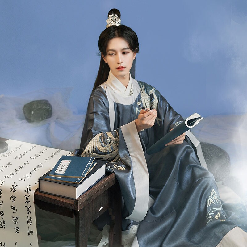 汉服出租流烟昔泠-山有书传统CP男女汉服刺绣花宋制汉服襕衫