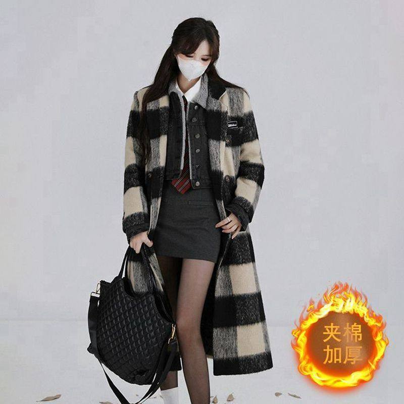 黑白格子大衣女中长款秋冬新款韩系赫本风小个子夹棉加厚毛呢外套