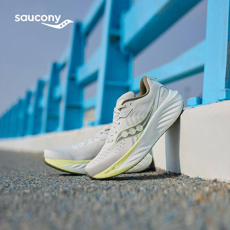 索康尼胜利TRIUMPH22跑步鞋男女新款专业缓震马拉松运动慢跑鞋