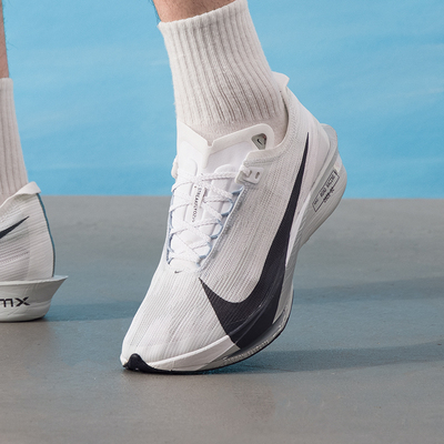 Nike耐克男鞋官方正品ZOOMX STREAKFLY2跑鞋缓震耐磨运动鞋HF6416
