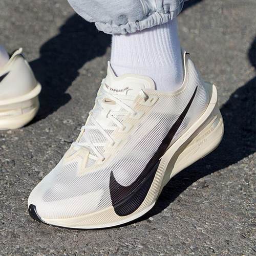 NIKE耐克官方正品男鞋碳板鞋25冬季运动鞋马拉松竞速跑步鞋HV6107