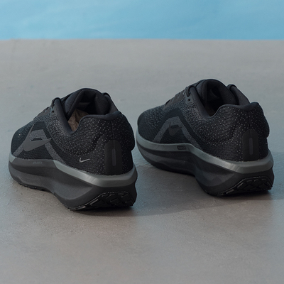 耐克官方正品男鞋春季新款AIR WINFLO 11运动鞋黑武士气垫跑步鞋