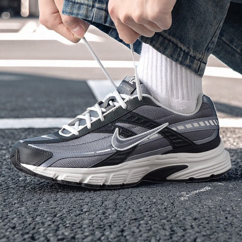 耐克2025新款低帮透气运动鞋