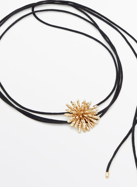 西班牙md massimo dutti金色设计感花朵吊坠绑绳项链多种灵活戴法