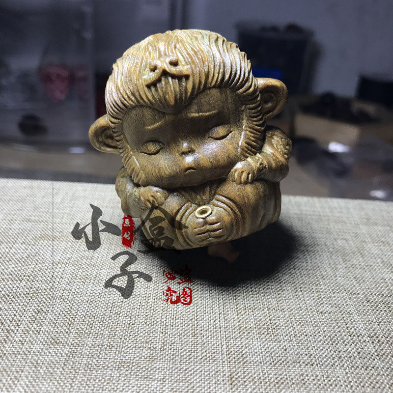 阿根廷绿檀木齐天大圣萌萌猴可爱卡通猴子悟空招财手把件摆件香插