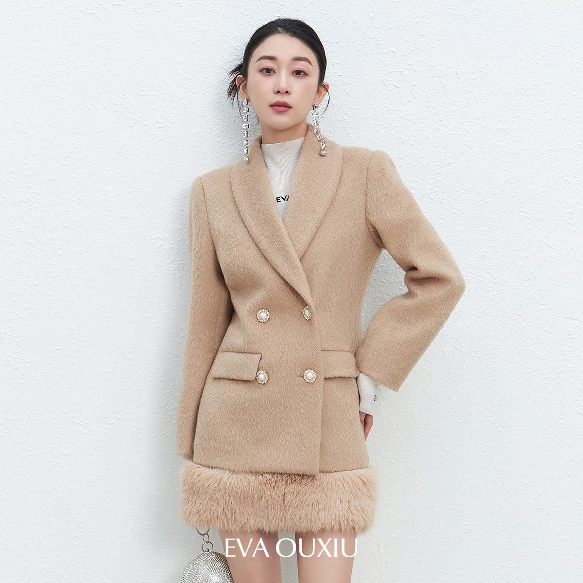 【限时直降】伊华欧秀时尚套装45WTZ5722