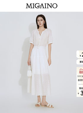 Migaino曼娅奴女装2026夏新款设计感优雅显瘦镂空棉布绣花连衣裙