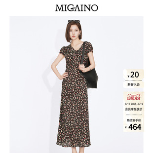 Migaino曼娅奴2026夏季新款V领短袖修身显瘦裙子碎花连衣裙茶歇裙