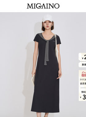 Migaino曼娅奴女装2026夏季新款休闲简约百搭修身显瘦开叉连衣裙