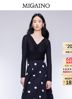 Migaino曼娅奴女装秋季新款V领设计感纯色长袖T恤MO32RC001
