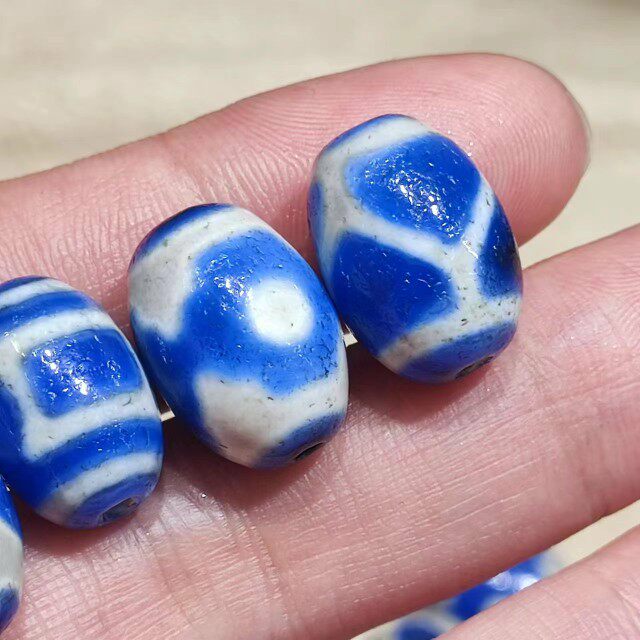 熊猫三眼虎牙图案天地坛城龟甲玛瑙天珠小达洛蓝色风化包浆配珠