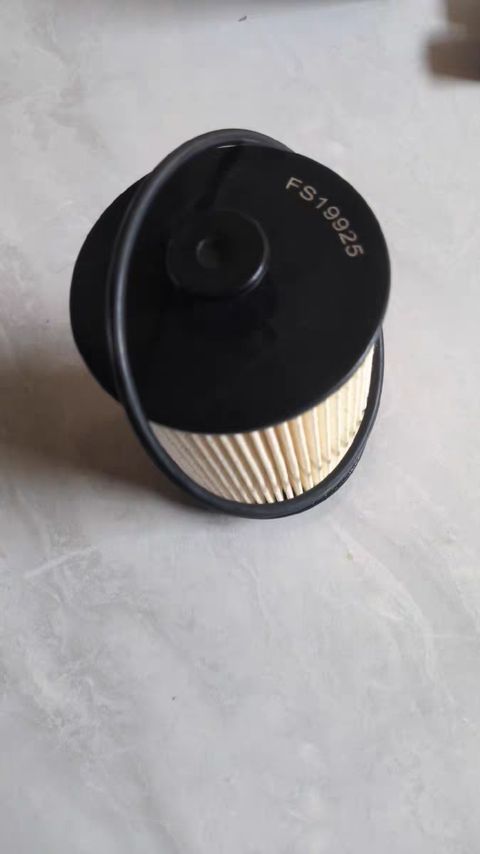 适配福田拓路者皮卡萨瓦纳柴滤芯纸芯 FS19925柴油滤清器5274913