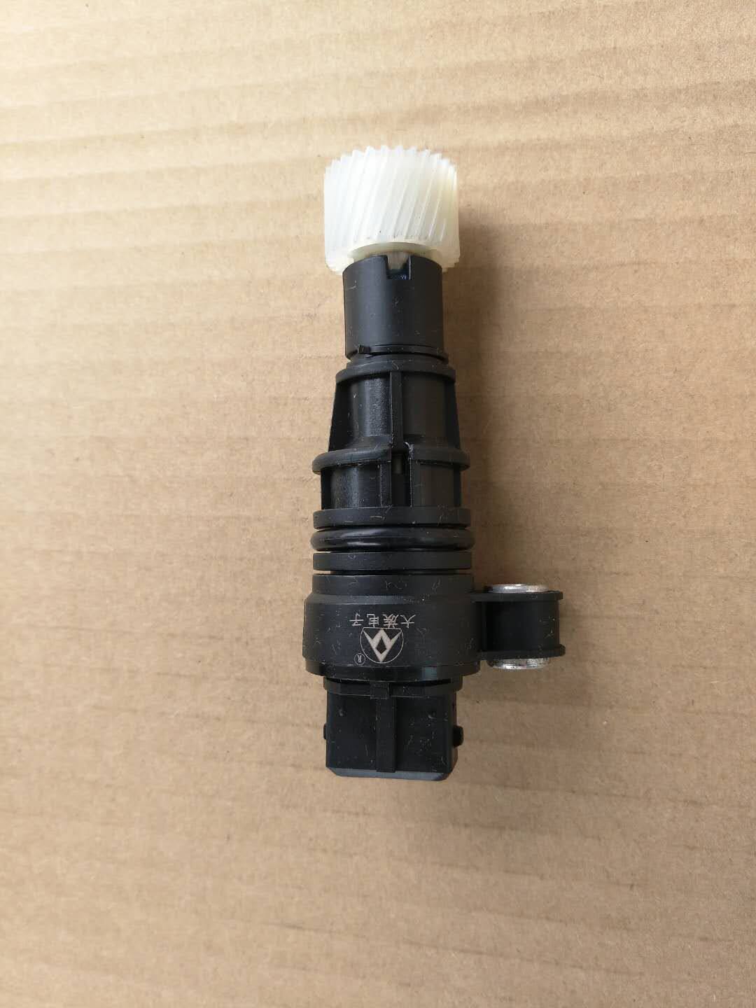 适配比亚迪车速传感器f0f3g3f0 f6s6g6m6g6 里程表传感器 传感器