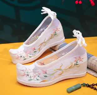 女2021夏季 民族风网鞋 新款 古风系带翘头透气绣花鞋 弓鞋 网纱汉服鞋