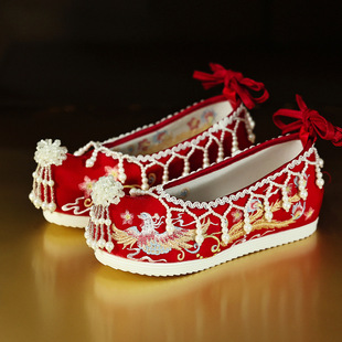 【容颜】原创汉服婚鞋手工轻奢古风明制婚礼绣鞋中式古装秀禾婚鞋