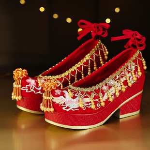 绣禾缘原创汉服婚鞋手工轻奢古风明制婚礼绣鞋中式古装秀禾婚鞋女