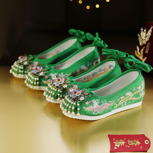 绣禾缘原创汉服婚鞋手工轻奢古风明制婚礼绣鞋中式古装秀禾婚鞋女