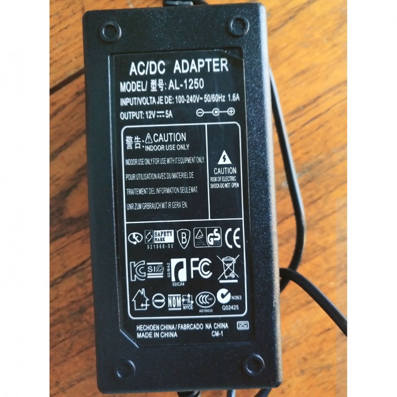 12V5A电源适配器开关电源改装车