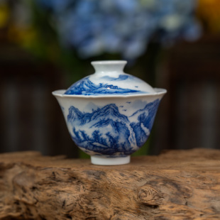 景德镇画堂春陶瓷内外绘山水葵口两才盖碗釉下彩青花瓷手工手绘