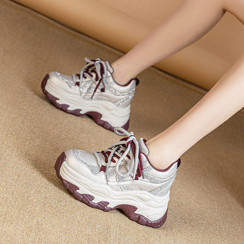 香港小个子8cm内增高真皮老爹鞋2026新款春显脚小运动休闲鞋女鞋