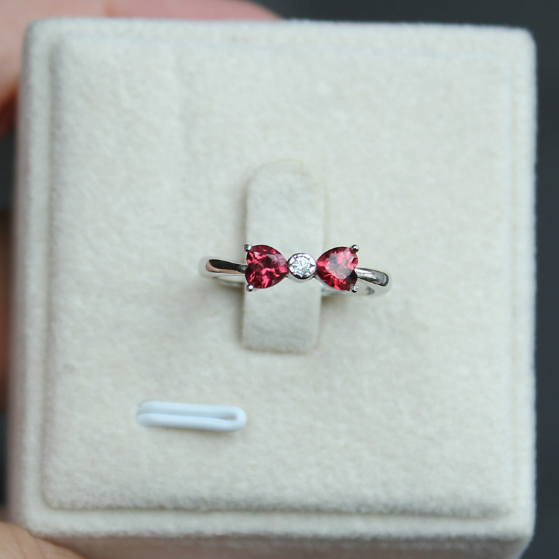 纯银天然心形生日礼物戒指