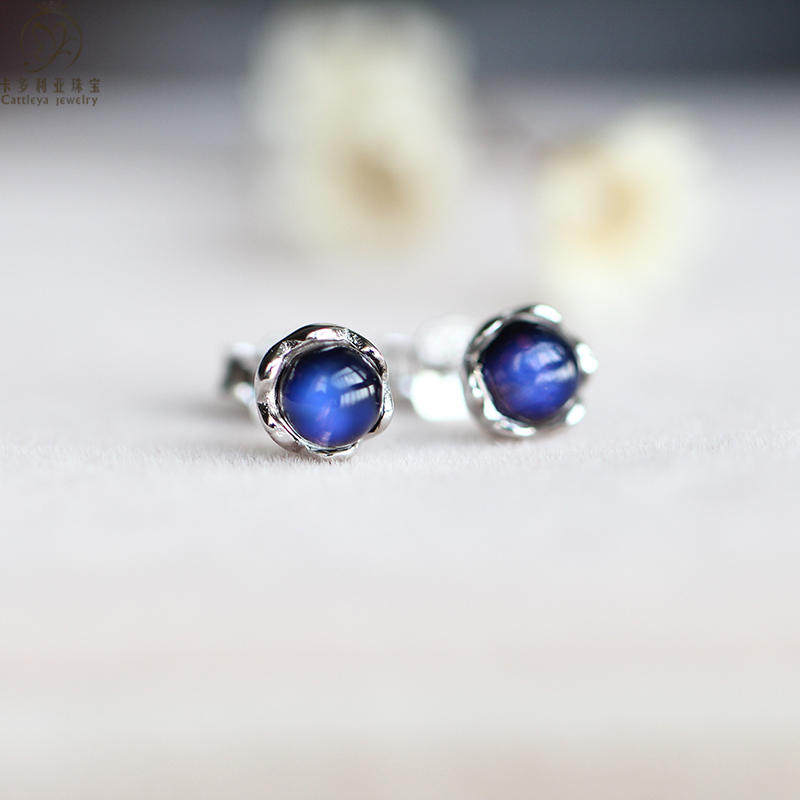 斯里兰卡月光石皇冠生日礼物耳钉