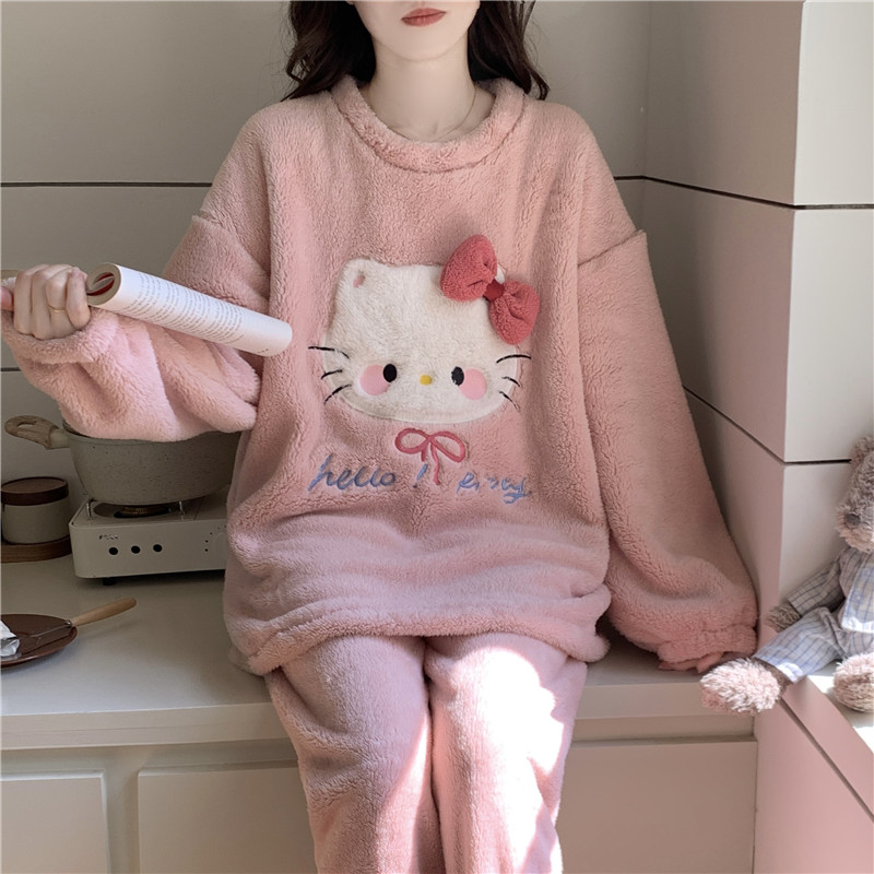 秋冬新款睡衣女珊瑚绒圆领套头法兰绒可爱卡通加厚保暖可外穿套装