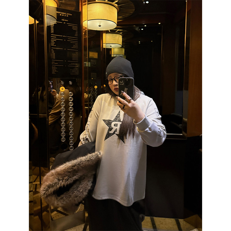 铅笔小鑫大码女装五角星印花正肩设计宽松显瘦长袖T恤,女装/女士精品,大码内搭,淘宝优惠券,粉丝福利购,淘宝优惠卷