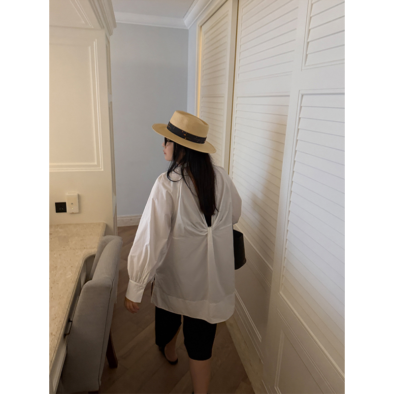 铅笔小鑫大码女装 小心机 慵懒风 扭结露背衬衫大码