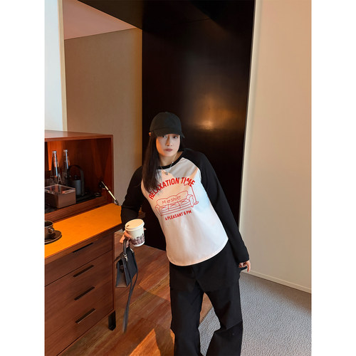 铅笔小鑫大码女装撞色印花修身显瘦吸睛插肩袖长袖T恤
