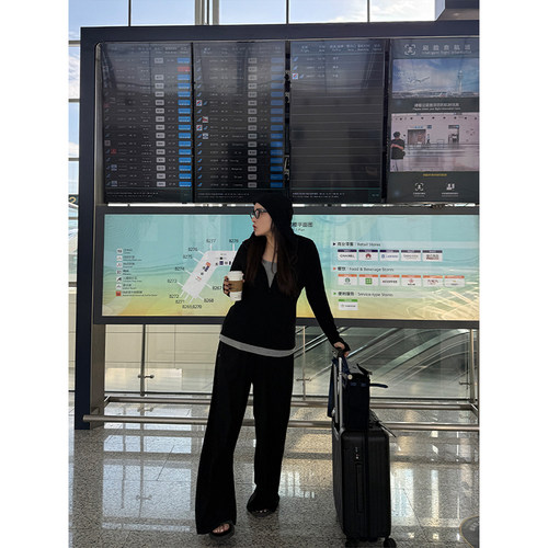 铅笔小鑫大码女装  搭配有型 弹力撞色假两件T恤+裤子