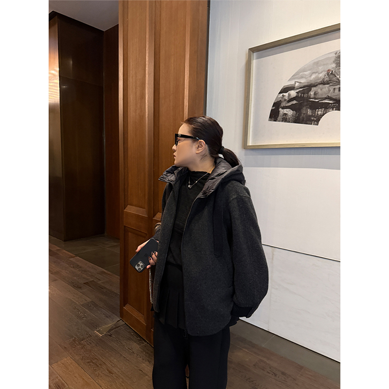 铅笔小鑫大码女装廓形街头松弛感高品棉毛羊拼接羽绒帽外套
